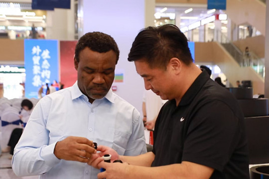 Xinhua Silk Road: E China's Linyi Trade City launches int'l sourcing center to foster foreign trade