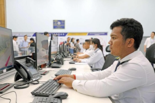 China works with neighboring countries for better future