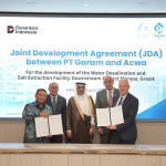 Acwa menandatangani perjanjian pengembangan bersama dengan PT GARAM untuk proyek integrasi desalinasi air laut dan garam