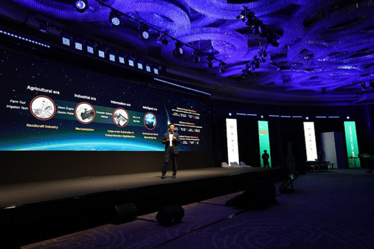 Huawei highlights Intelligent Connectivity and AI Transformation at M360 ASEAN 2026