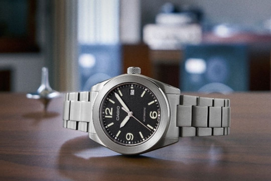 Casio Luncurkan Jam Tangan Mekanis Berbobot Ringan dengan Tampilan Waktu yang Mudah Dibaca