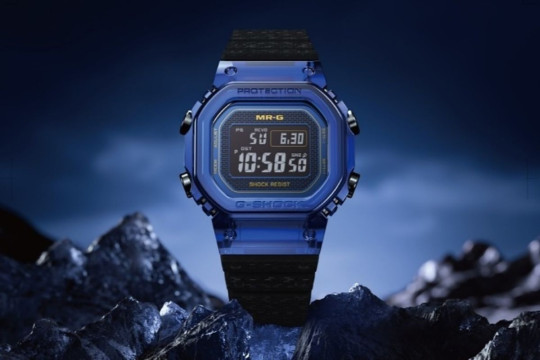 Casio Luncurkan Jam Tangan MR-G dengan Kristal Safir Biru