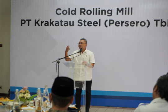 Mendag minta Krakatau Steel pacu produksi baja