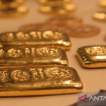 Harga emas Antam Kamis turun Rp4.000 jadi Rp2,550 juta/gr