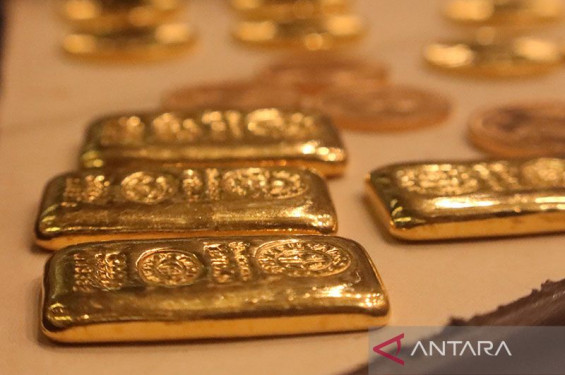 Harga emas Antam Kamis turun Rp4.000 jadi Rp2,550 juta/gr