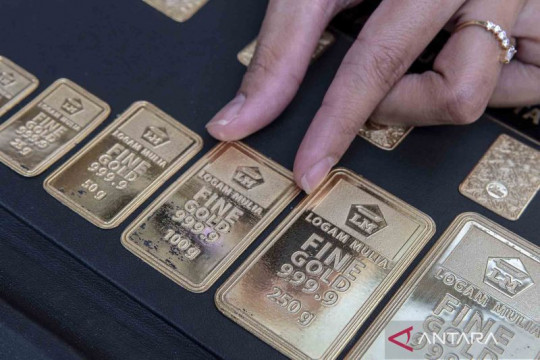 Harga emas Antam hari ini naik Rp6.000 jadi Rp1,136 juta per gram