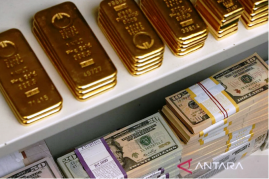 Harga emas turun dipicu kenaikan imbal hasil obligasi AS