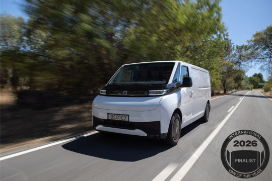 Farizon SV Masuk Nominasi Mobil Van Terbaik Tahun Ini