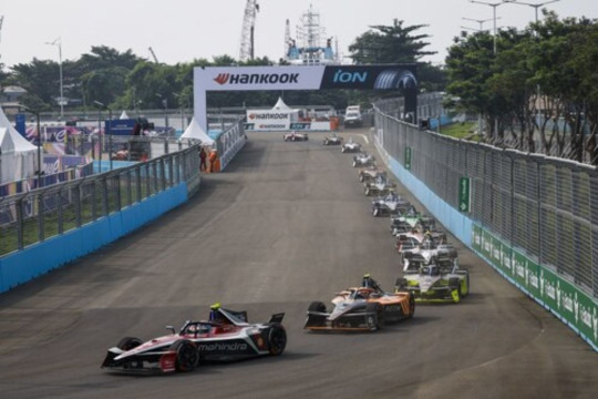 Hankook Memperkuat Keunggulan Bannya di Jakarta E-Prix 2025