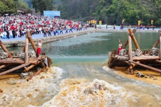 Festival Pelepasan Air Dirayakan di Dujiangyan, Sichuan