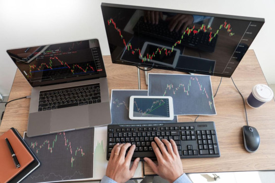 IHSG berpotensi volatil dipicu harga minyak dan suku bunga tinggi