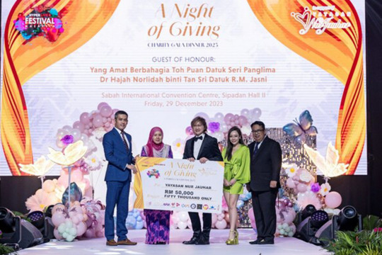 Hyperlive Entertainment And Fantastic Golden Raise Rm50,000 To Support Yayasan Nur Jauhar's Charity Mission