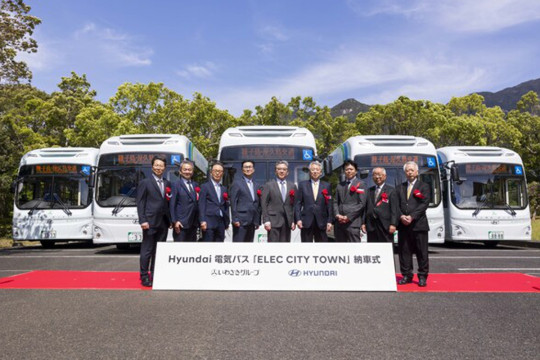 Hyundai Motor Deploys Zero-emission ELEC CITY TOWN Bus on Japan's Yakushima Island