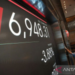 IHSG Jumat dibuka menguat 13,97 poin ke posisi 6.535