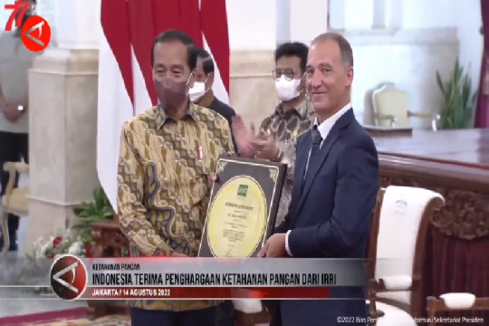 Indonesia Terima Penghargaan Ketahanan Pangan Dari IRRI
