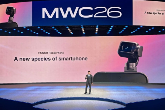 CEO HONOR Tampil di Panggung MWC 2026, Robot Phone Mendapat Banyak Pujian atas Inovasi dan Integrasi Teknologi Cerdasnya