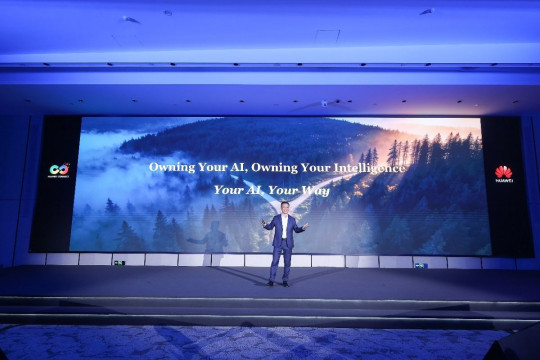 Huawei Luncurkan Solusi Fintelligent AI, Dukung Institusi Keuangan Global Wujudkan "Own Your AI, Own Your Intelligence"