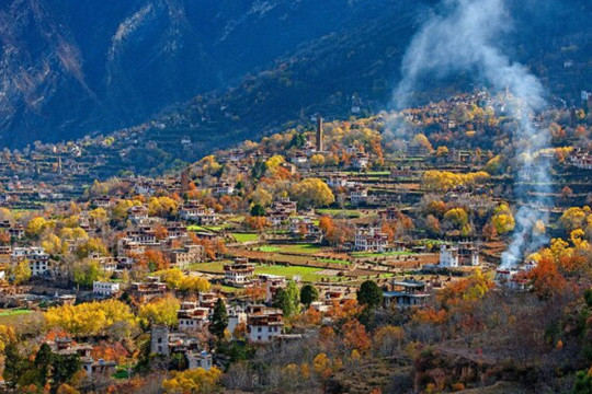 Jikayi Village, Sichuan Province, China: The "World's Best Village for Tourism" on the Qinghai-Xizang Plateau
