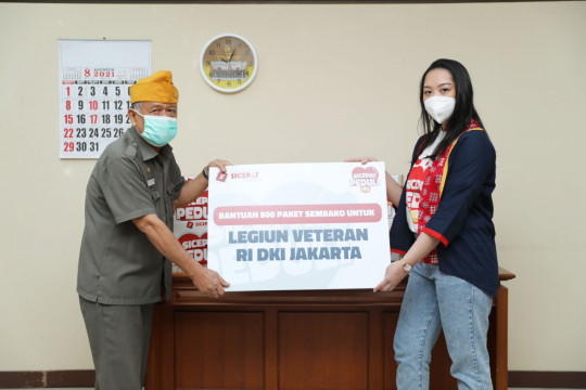 SiCepat Salurkan 500 Paket Sembako untuk Legiun Veteran RI