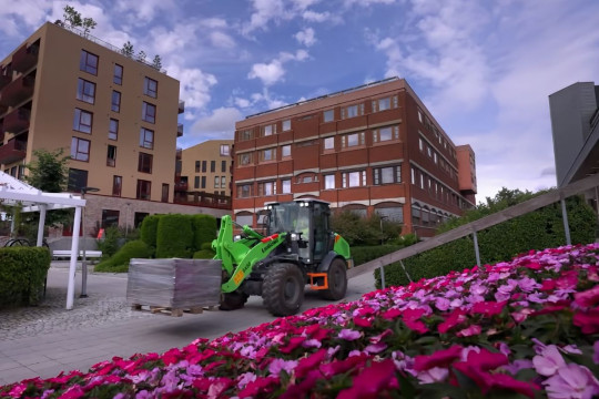 LiuGong Lansir Merek E-Intelligence sebagai Terobosan Alat Berat Konstruksi Ramah Lingkungan yang Berikan Nilai Tambah