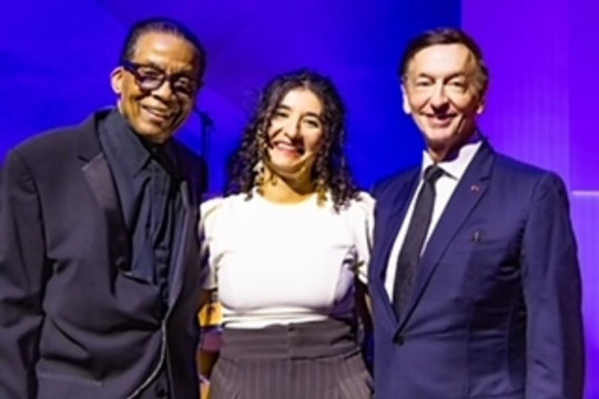 Malou Oheix dari Prancis Raih Juara Satu pada Kompetisi Vokal Jazz Internasional Herbie Hancock Institute 2026