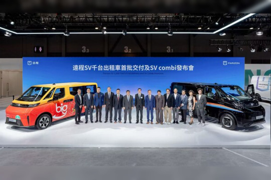Farizon SV Combi Released in Hong Kong and First Batch of 1,000 Taxis Delivered
