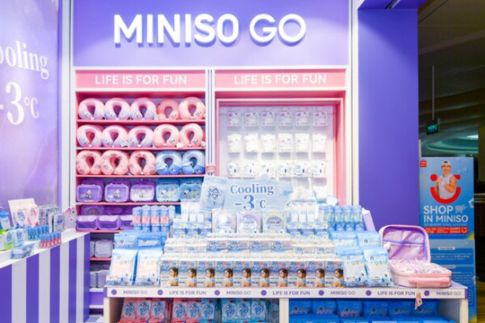 MINISO Opens Zanmang Loopy IP-themed Store at Singapore Jewel Changi Airport with a Fun Dance Party