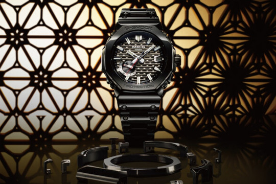 Casio Luncurkan Jam Tangan MR-G dengan Motif "Latticework"