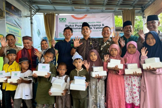 Safari Ramadan Musim Mas Group, Berbagi Bantuan dan Harapan bagi Ribuan Penerima Manfaat