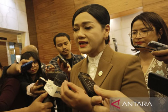 OJK segera keluarkan peraturan Bursa Mineral Komoditas Strategis