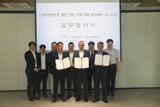 Peak Energy signs MOU with Shinsung E&G and YSP to develop solar rooftop portfolio in Korea