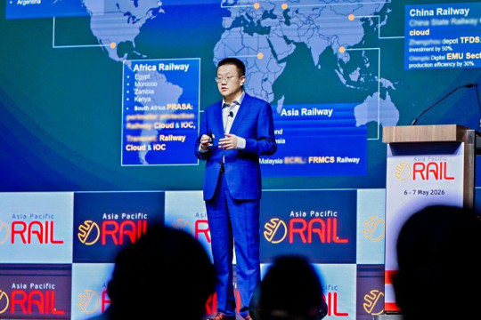 Infrastruktur Digital Mempercepat Transformasi Cerdas di Industri Perkeretaapian