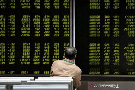 IHSG melemah ikuti bursa global dipicu harga minyak-tensi geopolitik