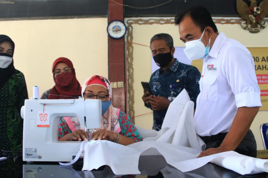 Semen Indonesia Dorong Peningkatan Ekonomi Keluarga dimasa Pandemi