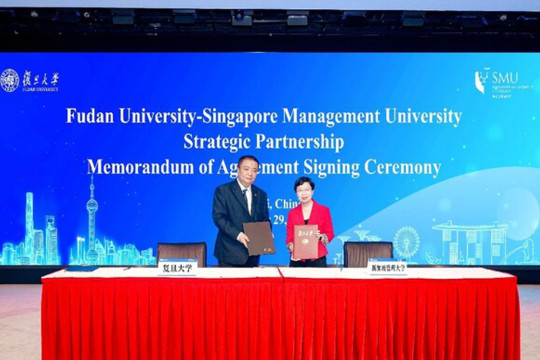 Fudan University and Singapore Management University Forge Strategic Partnership for Greater Societal Impact