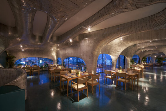 Smith's Kitchen & Bar In Vietnam Achieves Asia Categories At Luxury Restaurant Awards 2025
