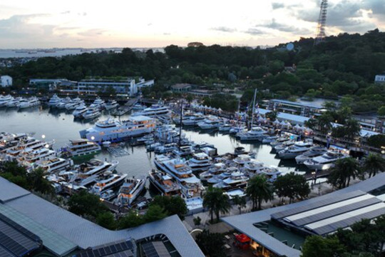 Global Brands Reinforce Confidence in Asia's Luxury Yachting Market as J.P. Morgan Private Bank