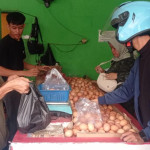 Harga telur ayam di tingkat pengecer di Lebak kembali turun