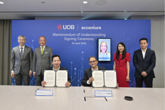 UOB dan Accenture Berkolaborasi Mentransformasi Pengalaman Nasabah dengan Manfaatkan Teknologi Mutakhir, termasuk GenAI