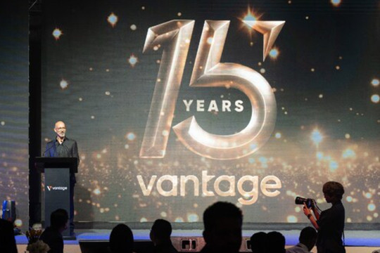 Vantage Celebrates 15 Years of Excellence at the APAC Gala Dinner in Bangkok