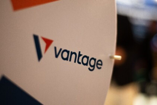 Vantage Tampil Perdana di Wealth Expo Perú 2025, Tunjukkan Keahlian di Industri Keuangan