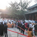 Chengdu Wenshu Monastery gives out free Laba porridge