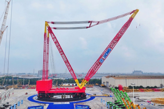 XCMG Luncurkan Ring Crane 14.000 Ton Pertama di Dunia, Inovasi Baru dalam Ultra-Heavy Lifting